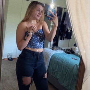 Meet your Posher, Annalise